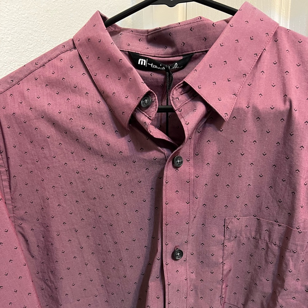 Travis Mathew Button up Polo. Color=Heather Tawny Port.